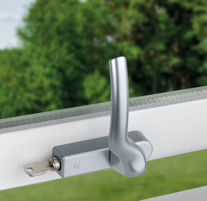 U955S – The certified lockable window handle